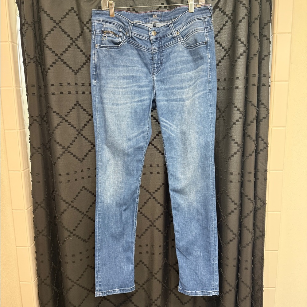 Classic Blue Straight Leg Women's Jeans